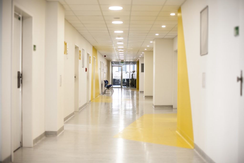 Zubní implantáty Praha